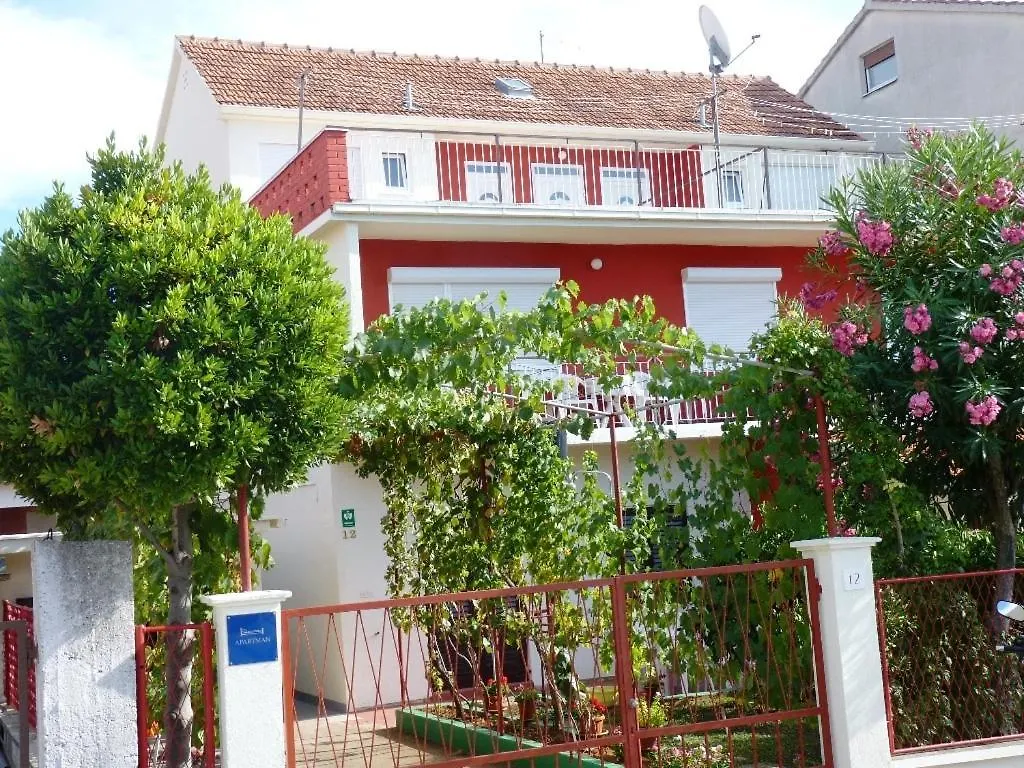 Apartments With A Parking Space Zadar - 13242 Croatia
