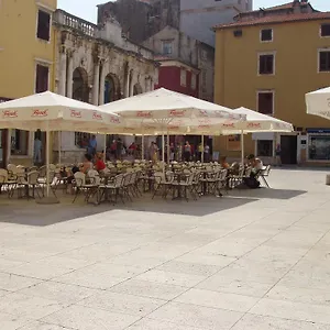  Apartamento Poluotok